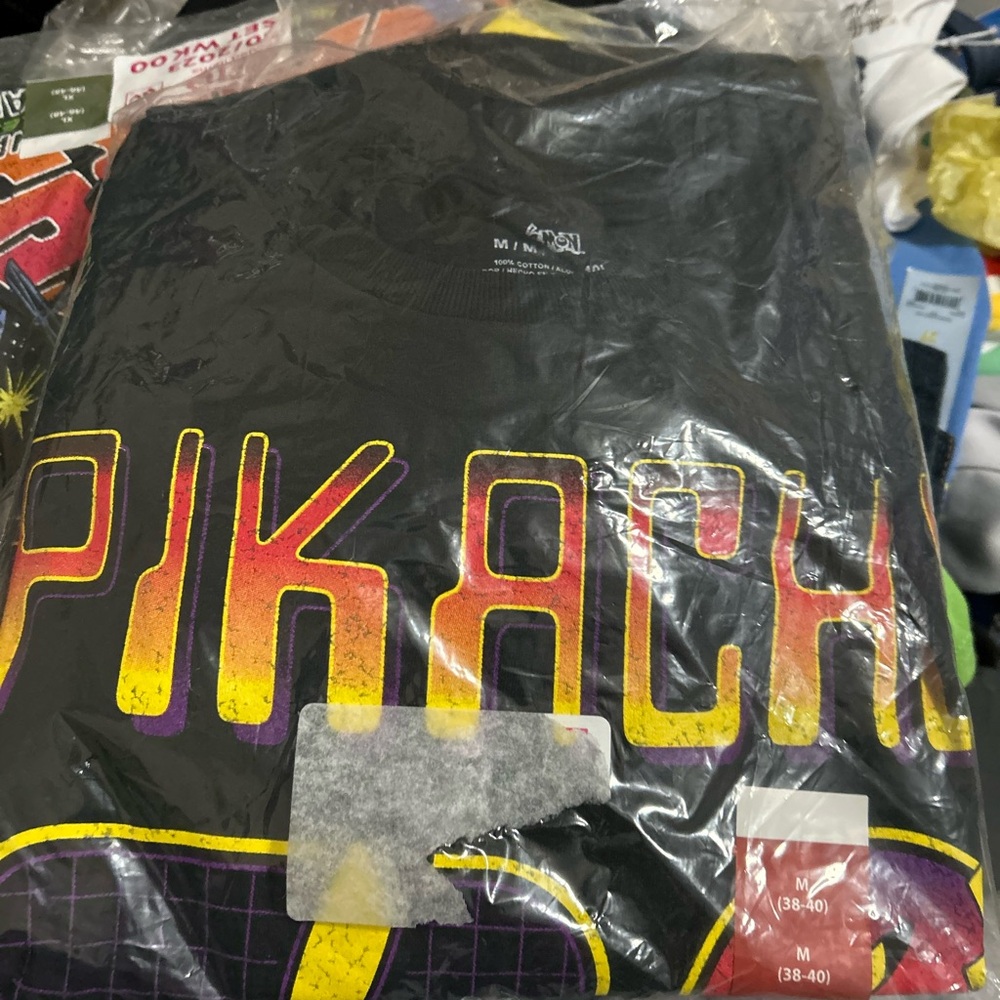 Men’s t shirt Pikachu